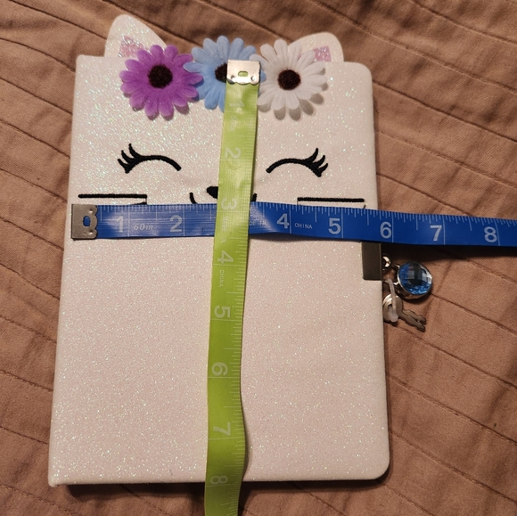 Glitter Kitty Diary - Picture 7 of 7